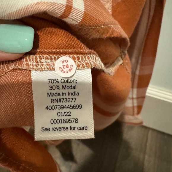 SO Orange Pumpkin Color Plaid Flannel Size L Longsleeve Button Up Shirt - Picture 11 of 14